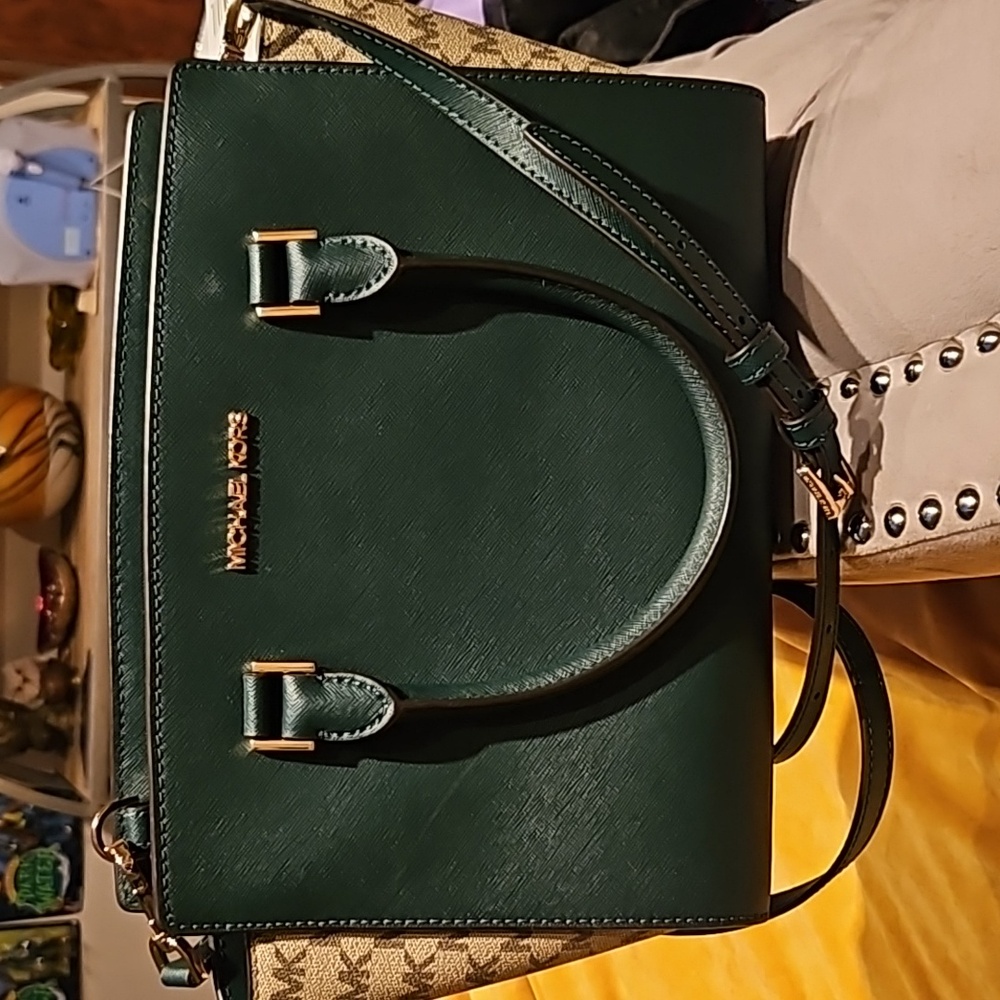 NWT Michael Kors Selma Racing Green